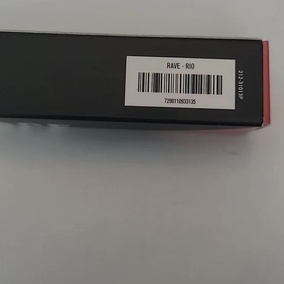 IL Makiage RAVE LIP CRAYON Super Sheer Lip Color Rio - Picture 3 of 6